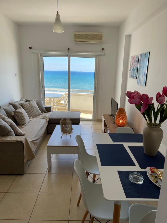 Alex Beach Apartment 31 Larnaca Dış mekan fotoğraf
