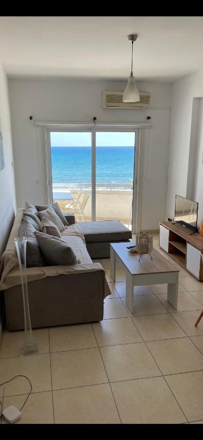 Alex Beach Apartment 31 Larnaca Dış mekan fotoğraf