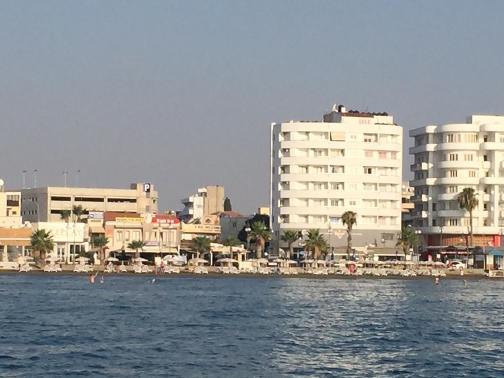 Alex Beach Apartment 31 Larnaca Dış mekan fotoğraf