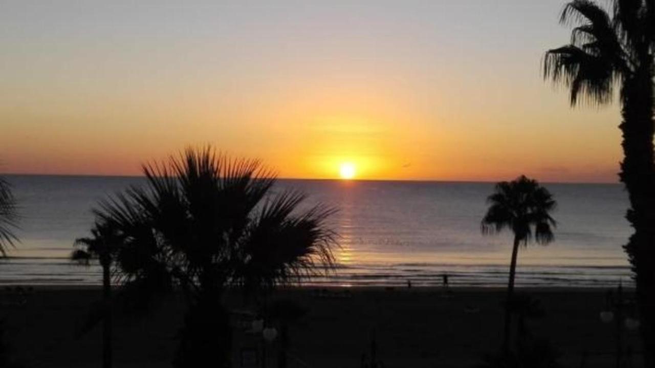 Alex Beach Apartment 31 Larnaca Dış mekan fotoğraf